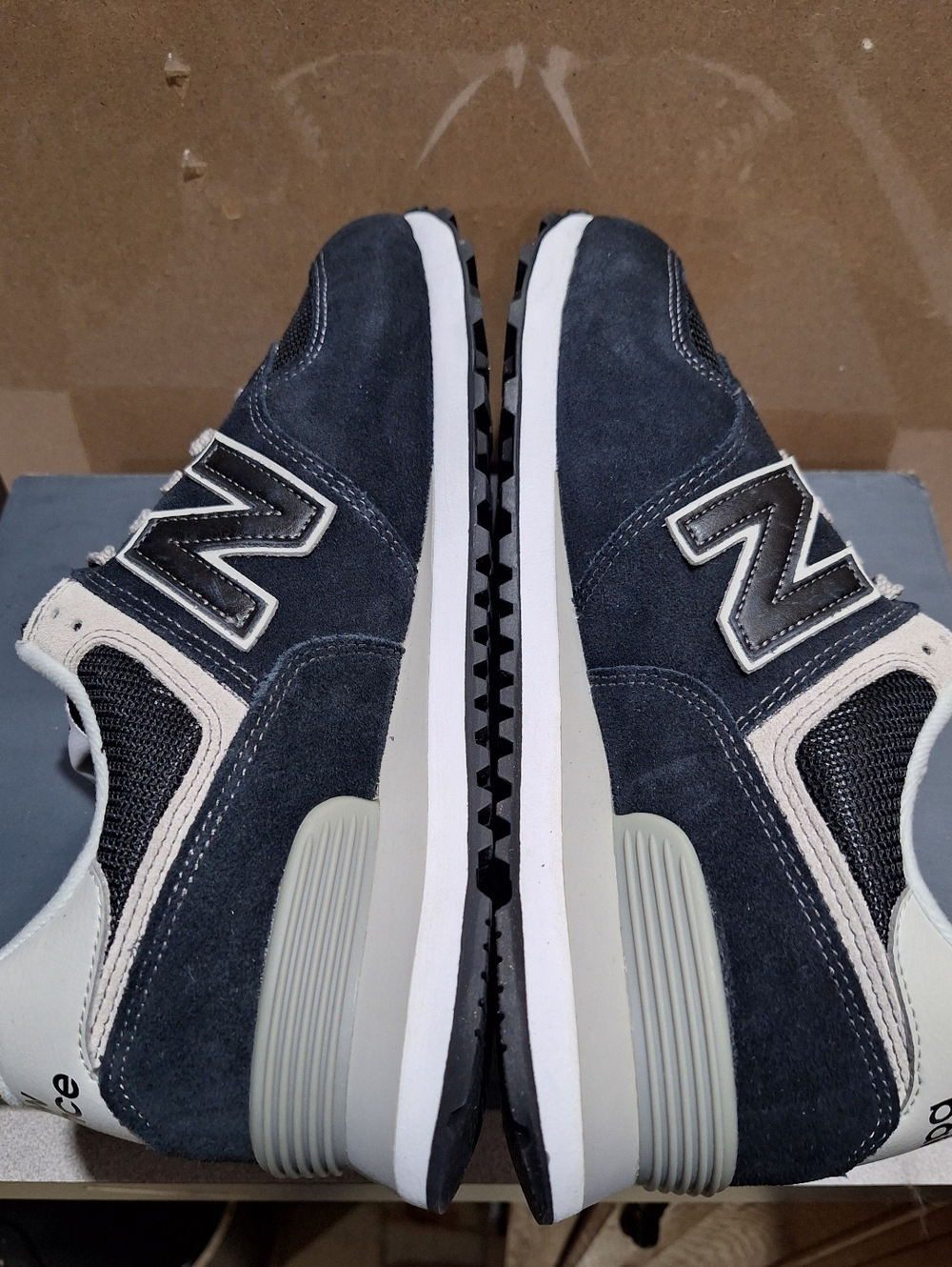 Women's New Balance Classic 574 Core Running Shoes - Sz 10 D